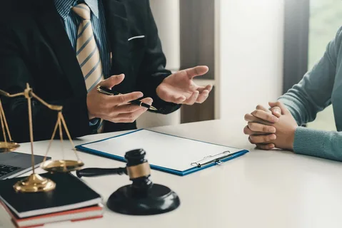 corporate lawyer in gurgaon